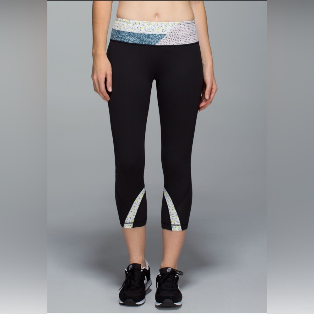 Lululemon Run Inspire Crop II Size 6